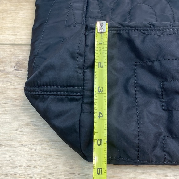 Marc Jacob’s | Tate Tote | Quilted Nylon Large Tote Bag - Picture 16 of 16